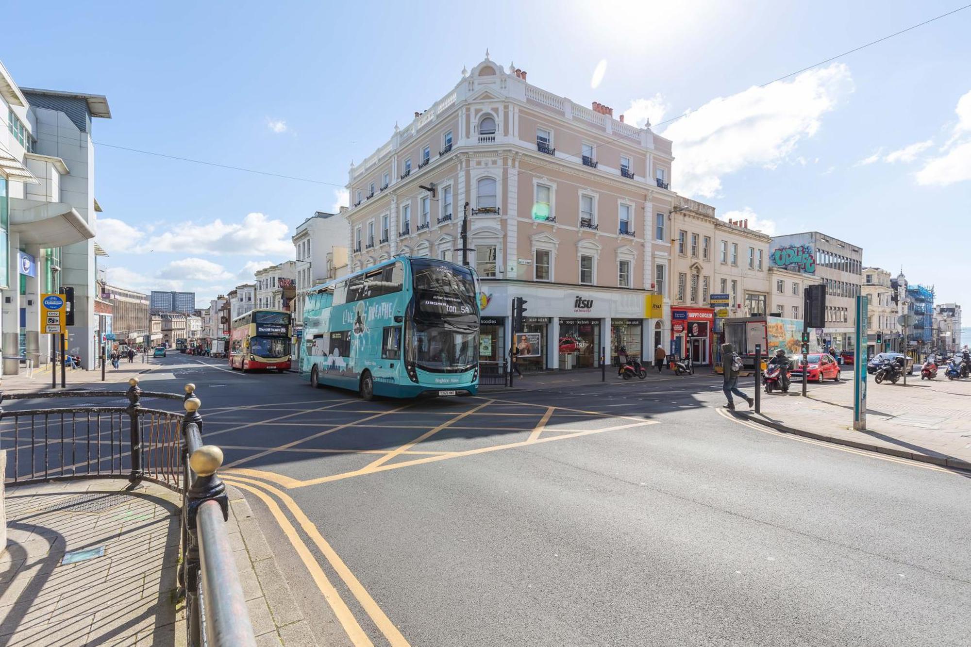 City Heights By Mygetaways Brighton Eksteriør bilde